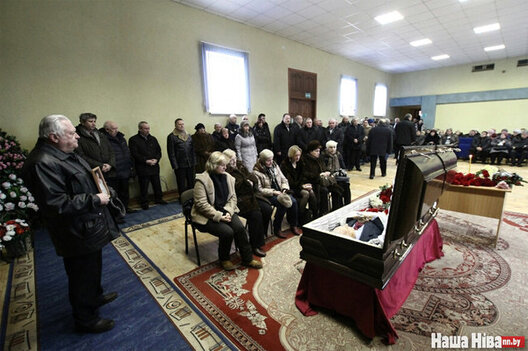 2/4 lawonau_razw1.jpg