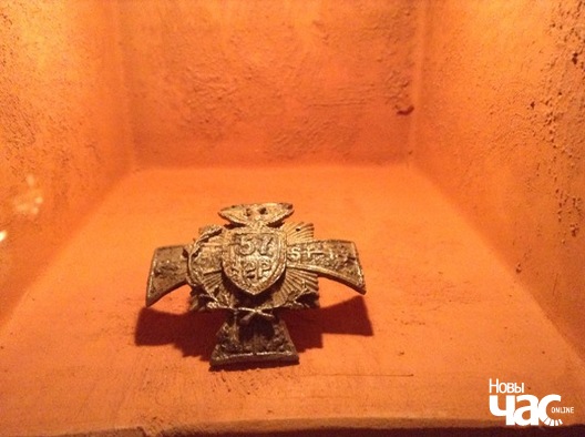 Палкавы знак, знойдзены на месцы расстрэлу польскага афіцэра Палкавы знак, знойдзены на месцы расстрэлу польскага афіцэра