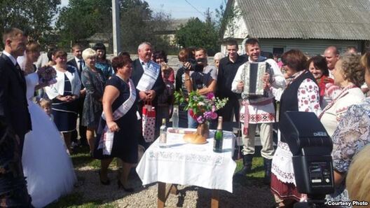 Беларускамоўнае вяселле ў музеі ў Заслаўі Беларускамоўнае вяселле ў музеі ў Заслаўі