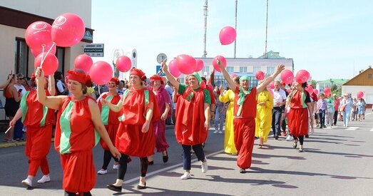 Тыднёвы трэшачок. Куды ўцякаў палкоўнік Базанаў, каму даспадобы «Іўеўскі памідор»?