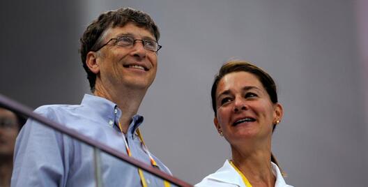 gates_4_05.jpg gates_4_05.jpg