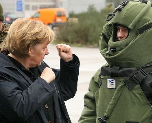 Фота www. voenhronika.ru Фота www. voenhronika.ru