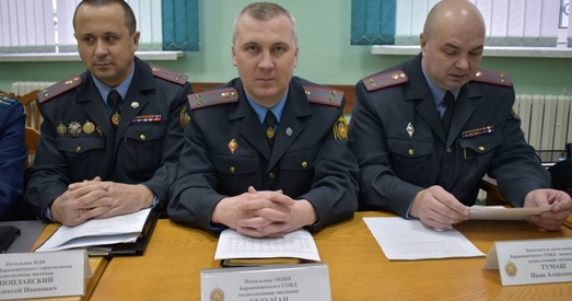 Баранавічы: ператрусы ў асуджаных за абразу міліцыянта