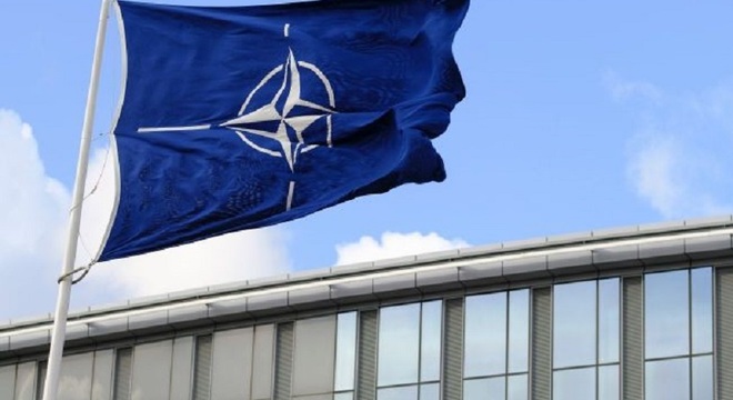 У NATO прапанавалі аддаць частку тэрыторый Украіны Расіі ў адмен на мір: ва Украіне абурыліся Ці пагодзіцца Украіна ўступіць у NATO ў абмен на захопленыя РФ тэрыторыі?