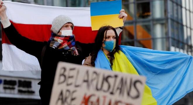 Украінская актывістка Наталля Пазняк: Беларусы ці лукашысты? Украінская актывістка Наталля Пазняк: Беларусы ці лукашысты?