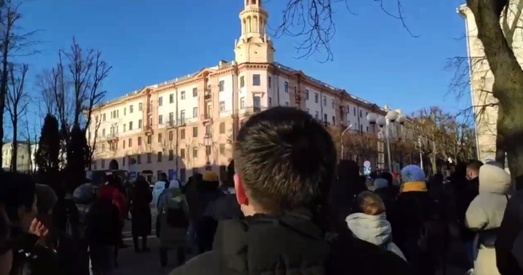 Каля Генштаба ў Мінску пачаліся затрыманні