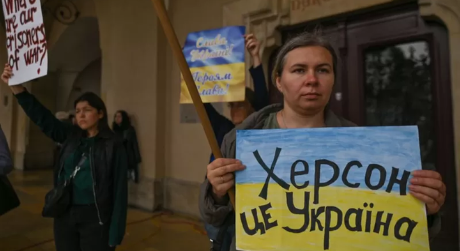 ЕС заявіў, што Крэмль заплаціць высокую цану за анексію «Ніколі не прызнаем незаконную анексію». Жорсткая рэакцыя ЕС на захоп РФ украінскіх тэрыторый