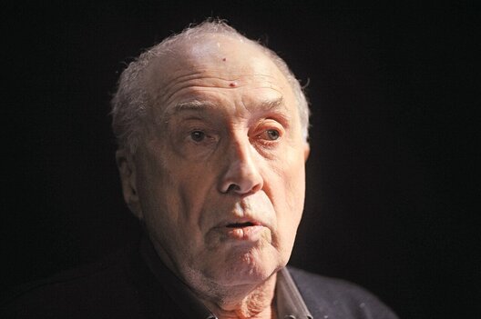 hg_glotukng_hyyvrzzaqa.jpg hg_glotukng_hyyvrzzaqa.jpg