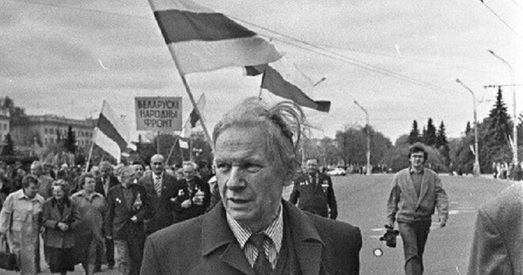 Сяргей Навумчык лічыць абсурдам выкідванне твораў Быкава з украінскай школы