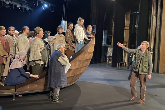 htfddtj42gu_e1637657117248.jpg htfddtj42gu_e1637657117248.jpg