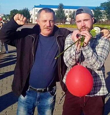 Мікіта з бацькам. Фота Першы рэгіён Мікіта з бацькам. Фота Першы рэгіён
