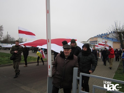 1/3 img_0162_logo.jpg