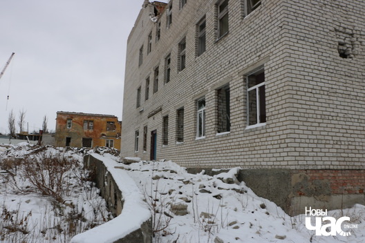 27/27 img_0170_logo.jpg