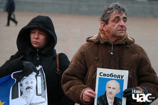 3/8 img_0392_1280x853_logo.jpg