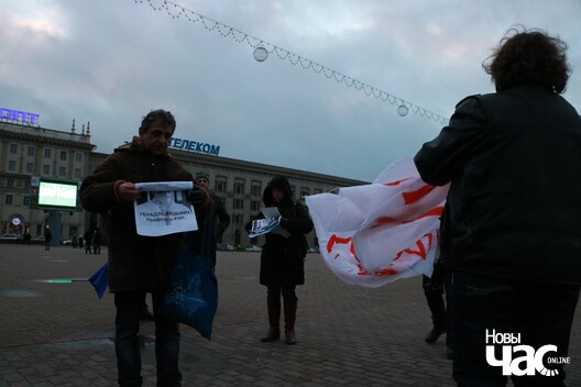 1/8 img_0416_1280x853_logo.jpg