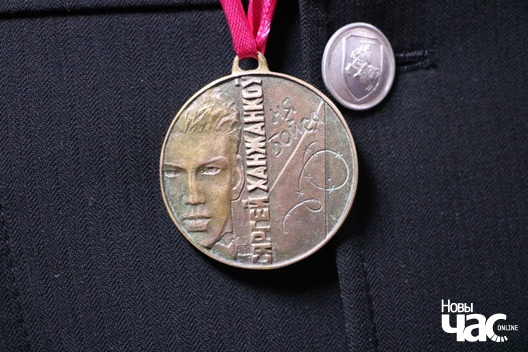 13/15 img_0631_2_logo.jpg