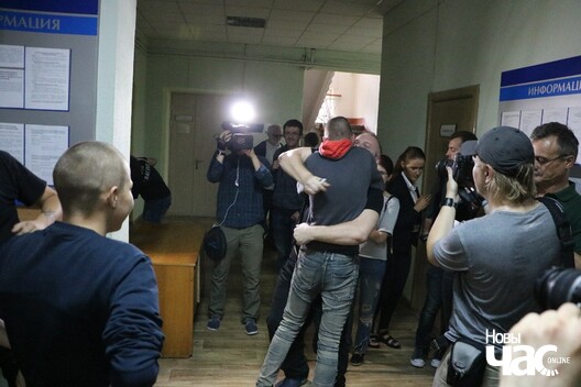 5/21 img_0679_1024x683_logo.jpg