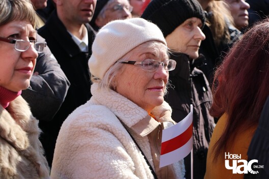 4/6 img_1078_1500x1000_logo.jpg