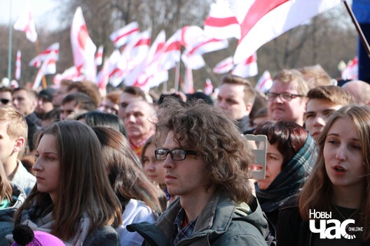 4/11 img_1144_1500x1000_logo.jpg