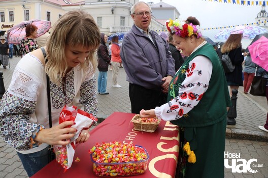 29/38 img_1183_1024x683_logo.jpg