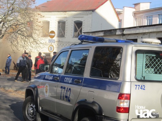 img_1208_1_logo.jpg img_1208_1_logo.jpg