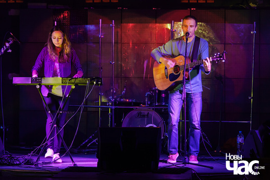 img_1308_2_logo.jpg img_1308_2_logo.jpg