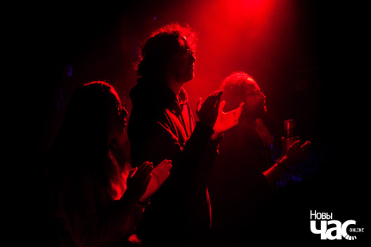 2/22 img_1395_logo.jpg