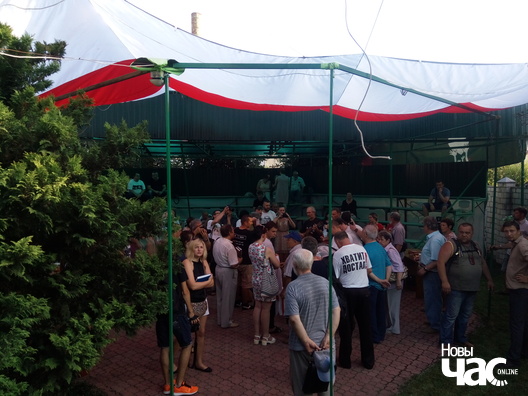 10/14 img_20170812_184846_logo.jpg