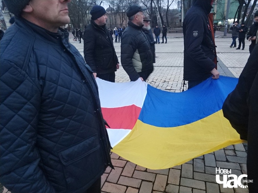 1/12 img_20200126_164850_logo.jpg