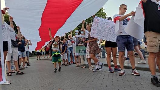 14/27 img_20210808_195236_logo.jpg