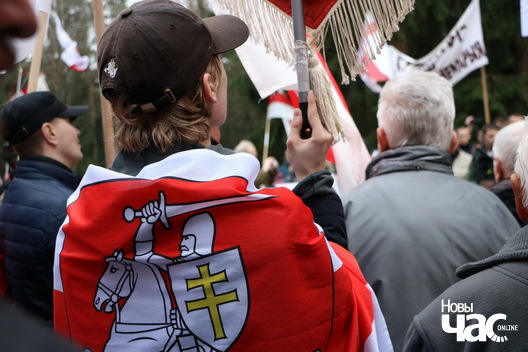 img_2330_1_logo.jpg img_2330_1_logo.jpg