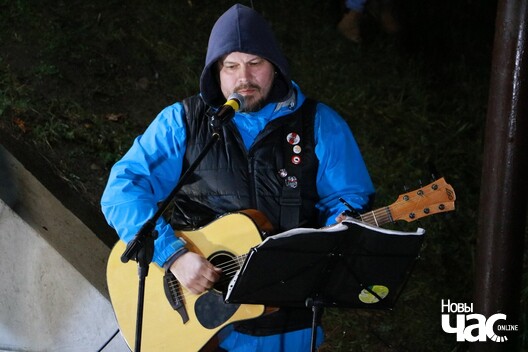 16/30 img_2381_1024x683_logo.jpg