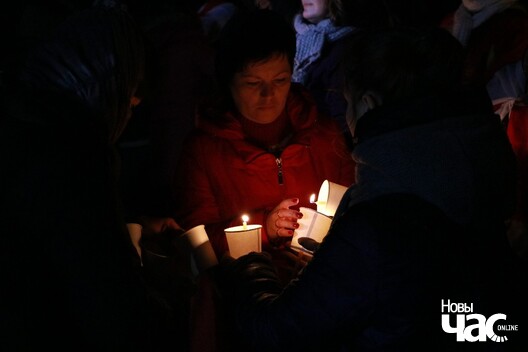 1/30 img_2385_1024x683_logo.jpg