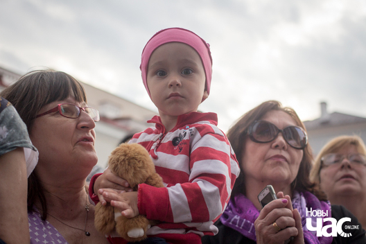 3/18 img_2403_1_logo.jpg