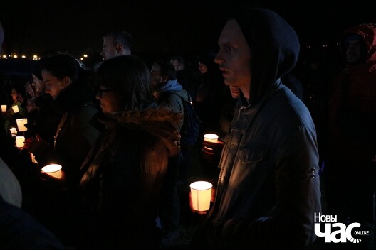 29/30 img_2412_1024x683_logo.jpg