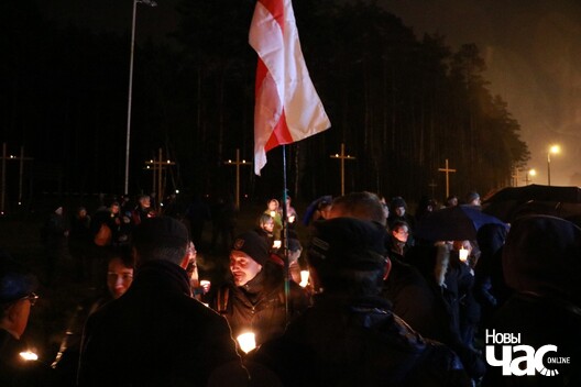 18/30 img_2447_1024x683_logo.jpg