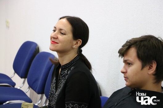 3/16 img_2774_1280x853_logo.jpg