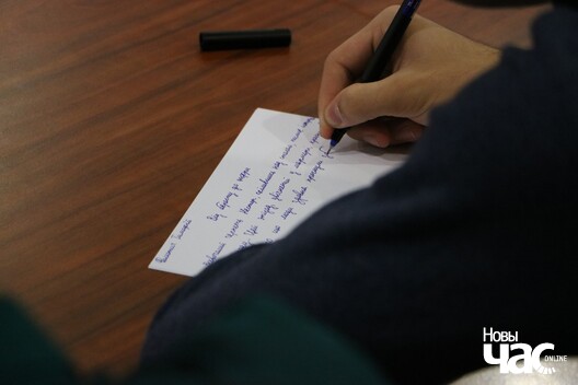 9/16 img_2786_1280x853_logo.jpg