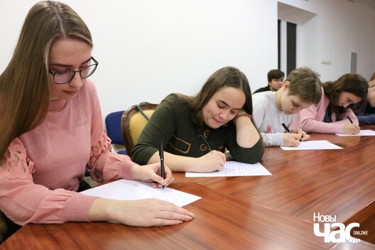 img_2790_1280x853_logo.jpg img_2790_1280x853_logo.jpg