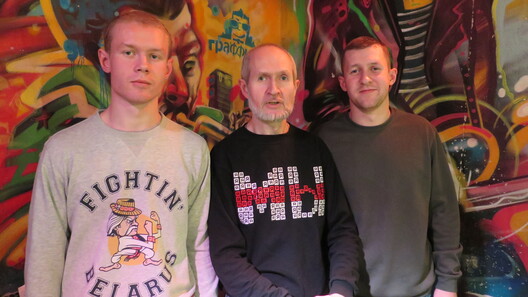 img_3022_2_logo.jpg img_3022_2_logo.jpg