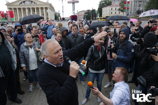 7/8 img_3145_1_logo.jpg