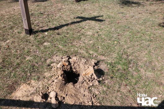 7/20 img_3271_1280x853_logo.jpg