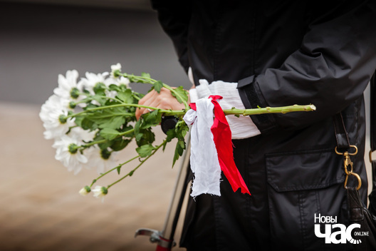 8/10 img_3337_2_logo.jpg