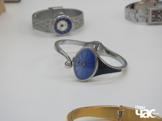 17/18 img_4472_logo.jpg