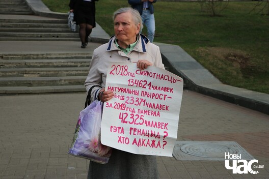 2/13 img_4906_1280x853_logo.jpg