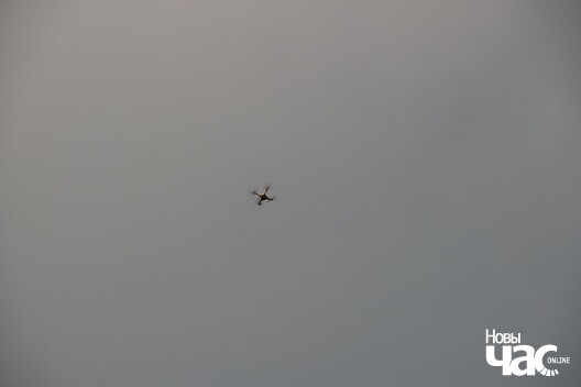 12/13 img_4993_1280x853_logo.jpg