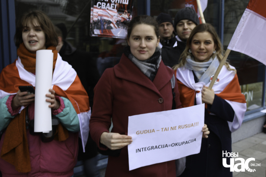 img_5031_logo.jpg img_5031_logo.jpg