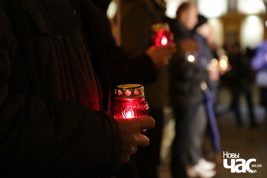 32/32 img_6283_logo.jpg