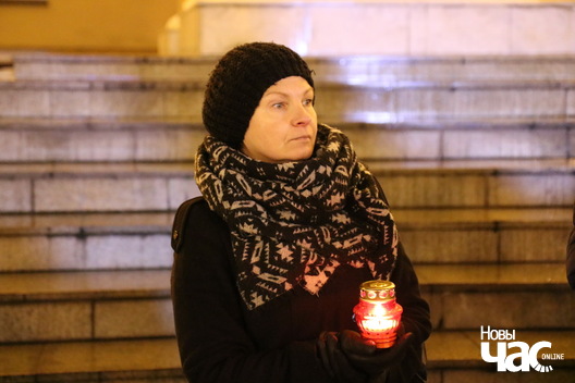 25/32 img_6308_logo.jpg