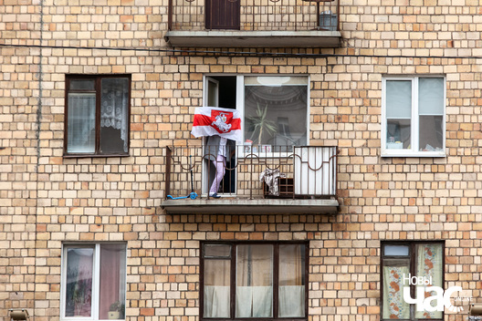 15/23 img_6766_logo.jpg